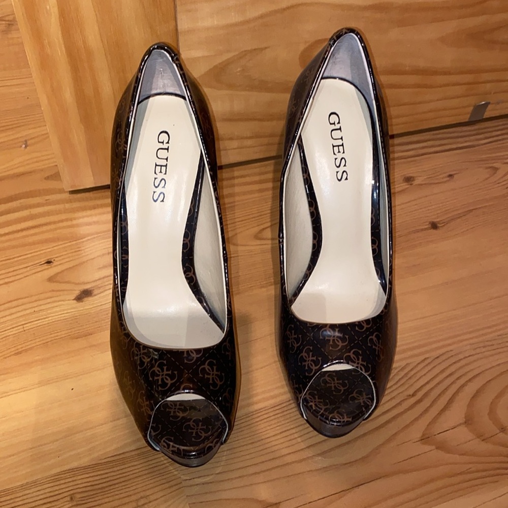 Guess Logo open toe heels - Picture 2 of 3
